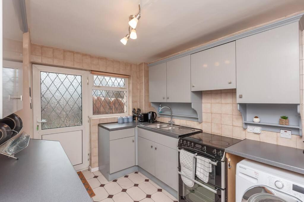 Leed City Centre - Armley Wortley 리즈 외부 사진